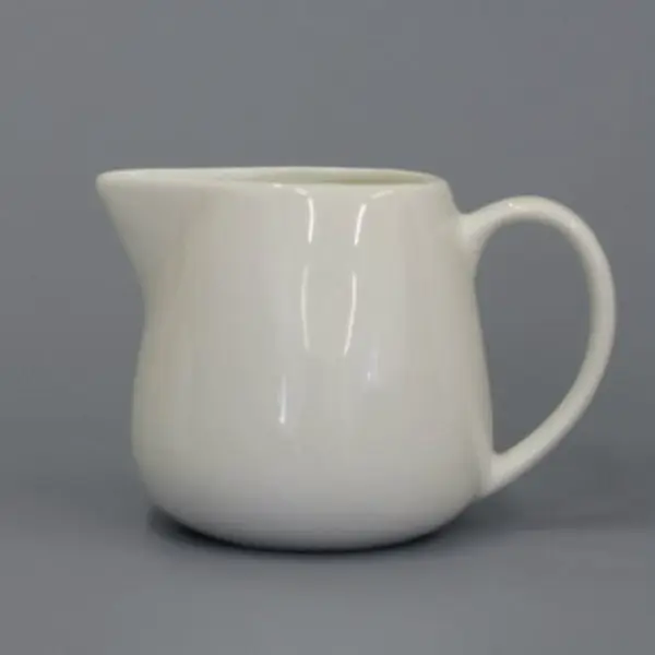 Milk Jug: 285ml (10oz)