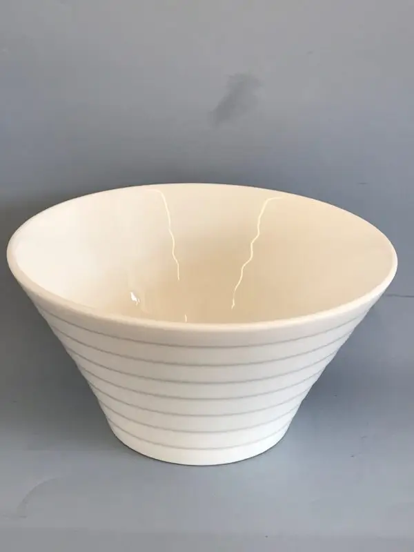 Tapered Bowl: 18cm